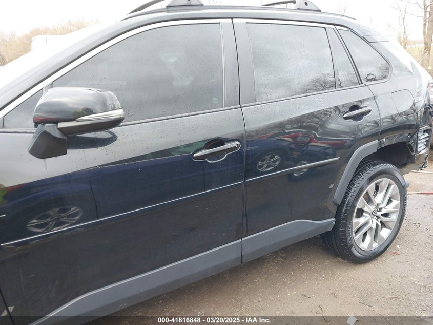 2022 TOYOTA RAV4 XLE PREMIUM - 2T3A1RFV2NC320305