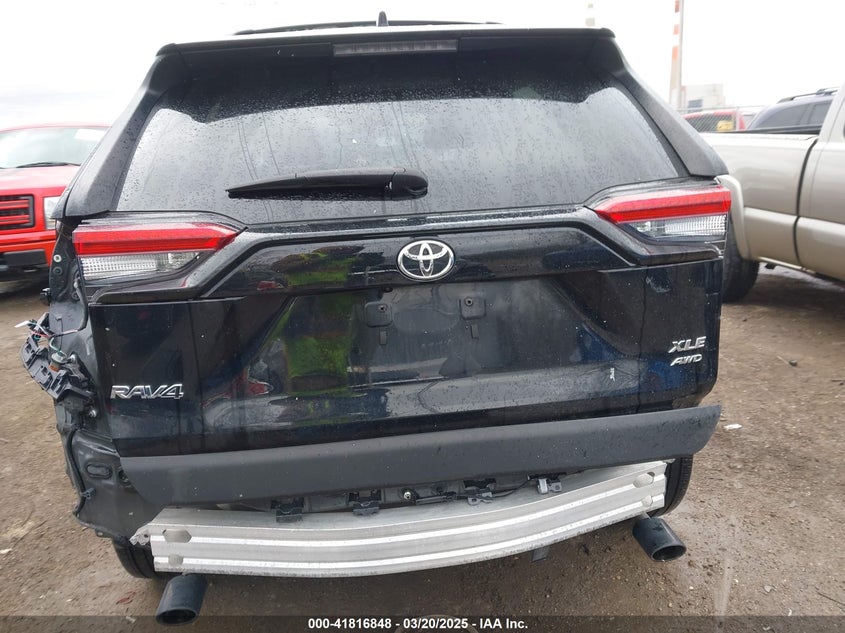 2022 TOYOTA RAV4 XLE PREMIUM - 2T3A1RFV2NC320305