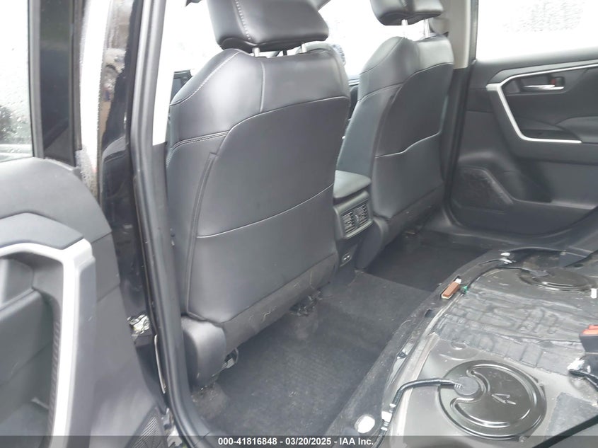 2022 TOYOTA RAV4 XLE PREMIUM - 2T3A1RFV2NC320305