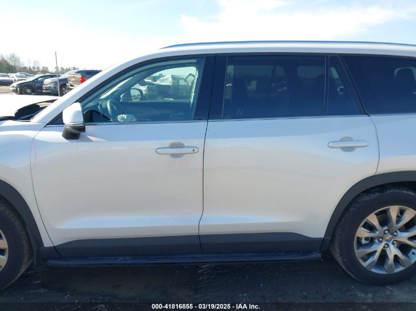 2024 Toyota Highlander - 5TDAAAA59RS013969