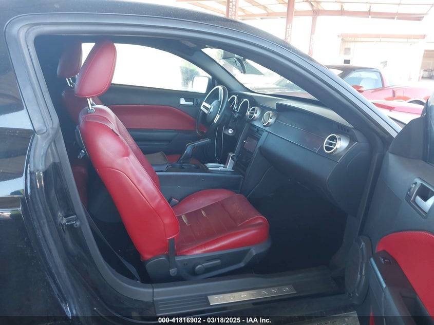 2006 FORD MUSTANG VIN: 1ZVHT82H365231110