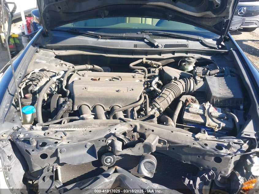 2008 HONDA ACCORD VIN: JHMCP26318C008705
