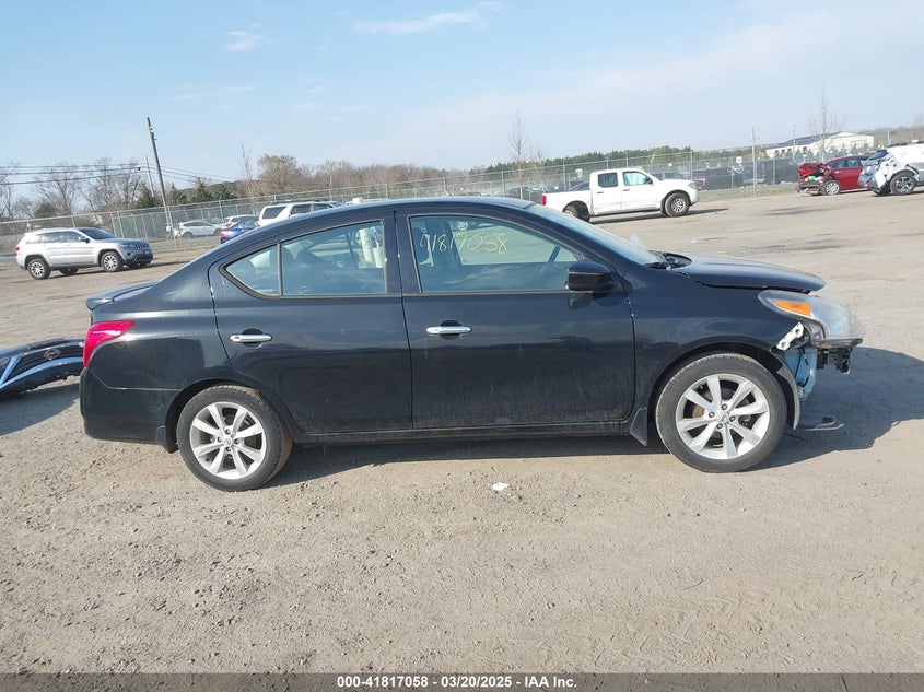 2017 NISSAN VERSA 1.6 SL - 3N1CN7APXHL822857