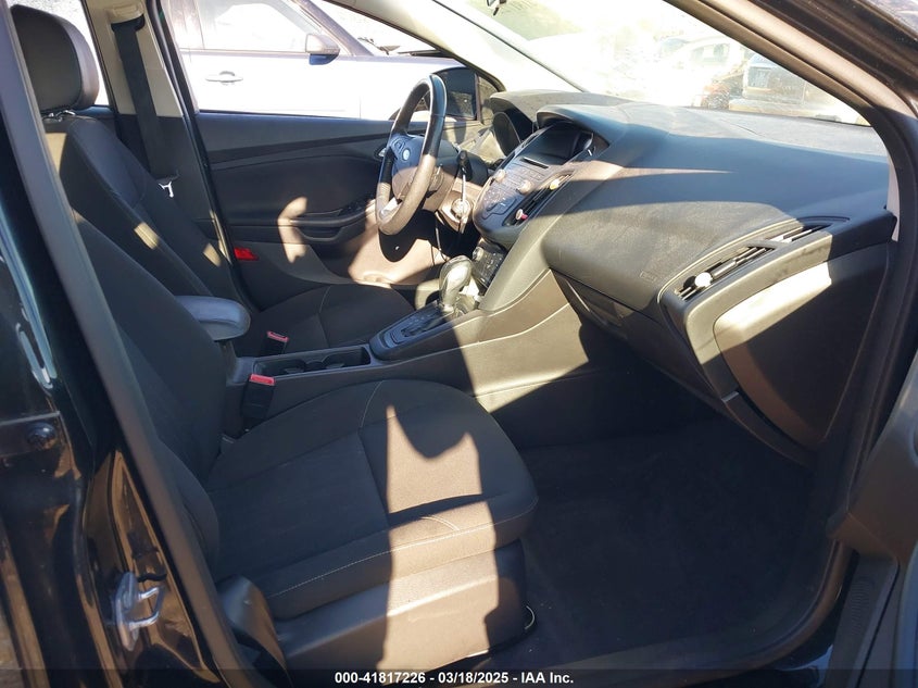 2015 FORD FOCUS VIN: 1FADP3K23FL214314