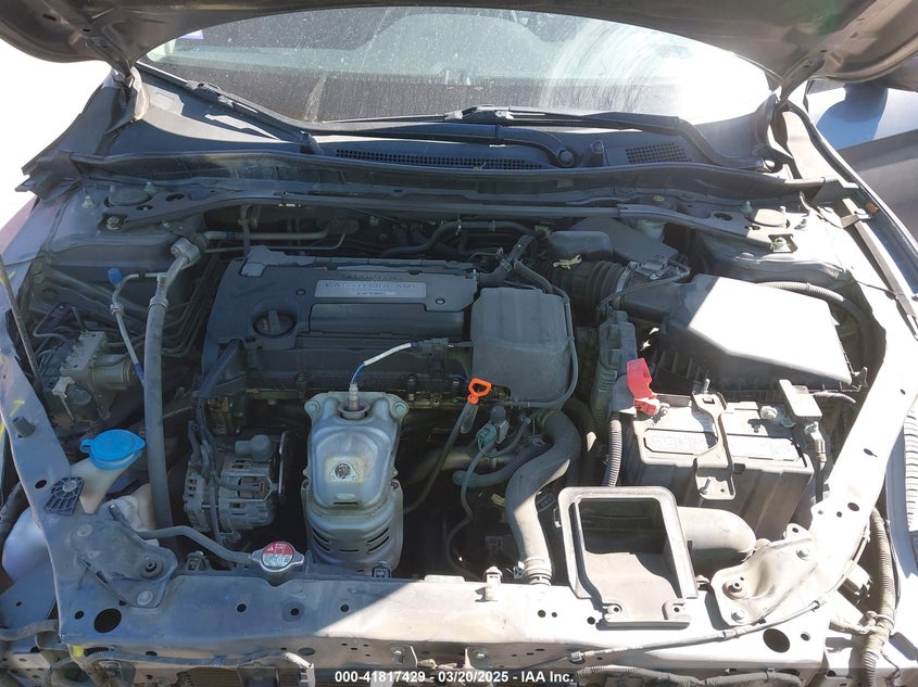 2015 HONDA ACCORD VIN: 1HGCR2F51FA010932