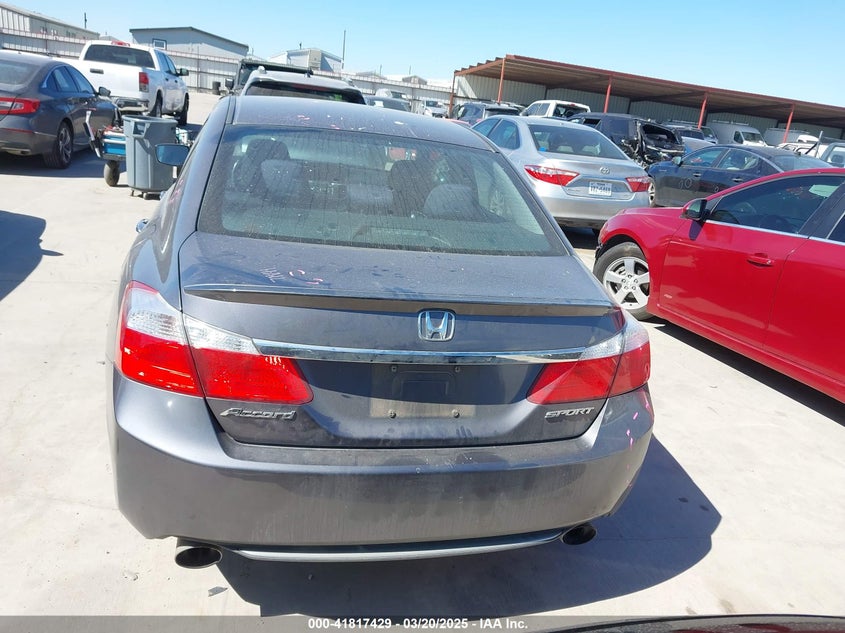 2015 HONDA ACCORD VIN: 1HGCR2F51FA010932