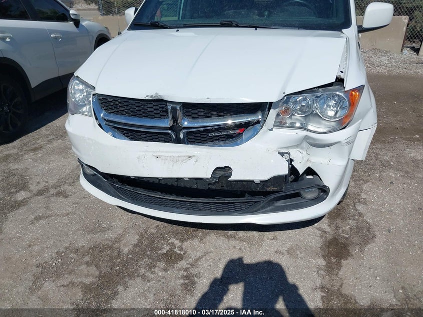 2018 DODGE GRAND CARAVAN SXT - 2C4RDGCG7JR267656
