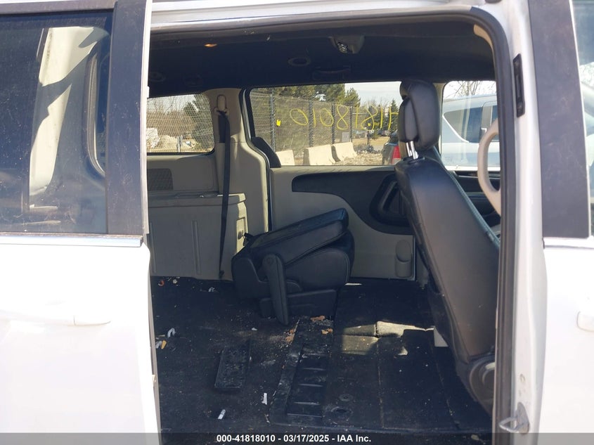 2018 DODGE GRAND CARAVAN SXT - 2C4RDGCG7JR267656