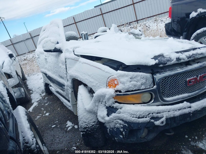 2003 GMC Yukon Denali white suv gasoline 1GKEK63U53J115052 photo #1