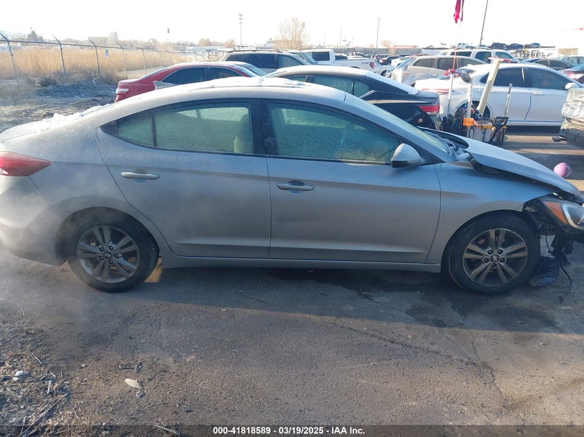 2017 HYUNDAI ELANTRA SE - 5NPD84LF7HH075262