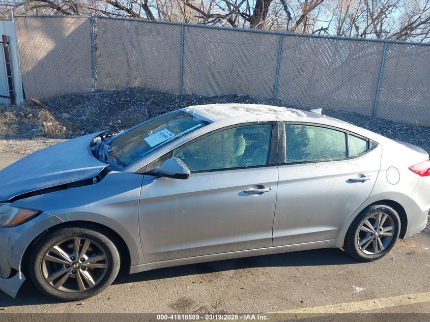 2017 HYUNDAI ELANTRA SE - 5NPD84LF7HH075262