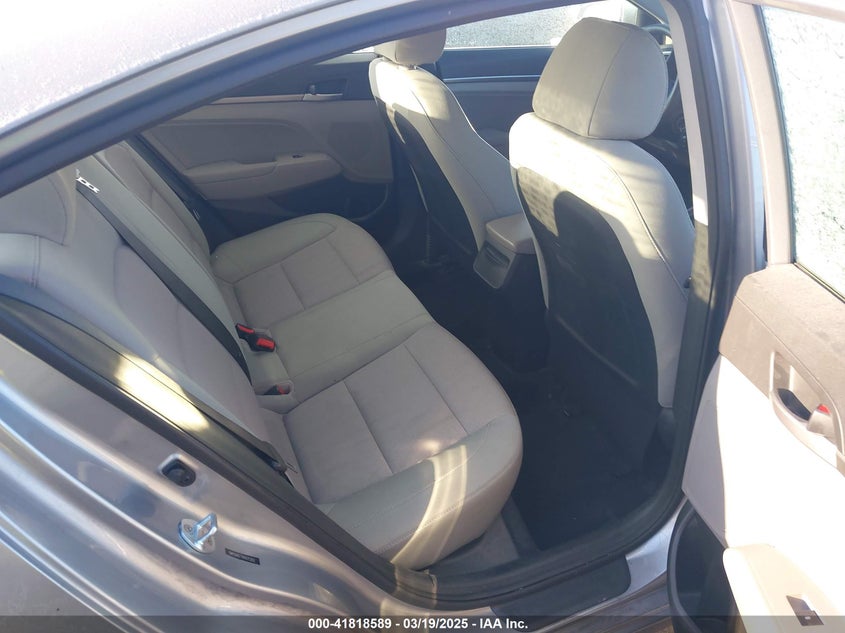 2017 HYUNDAI ELANTRA SE - 5NPD84LF7HH075262