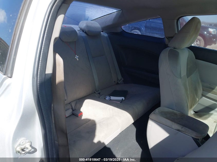 2012 HONDA CIVIC VIN: 2HGFG3B52CH549698