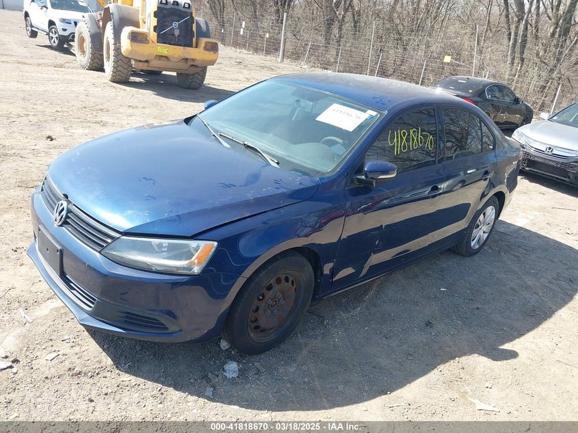 2011 VOLKSWAGEN JETTA VIN: 3VWDZ7AJ1BM040592