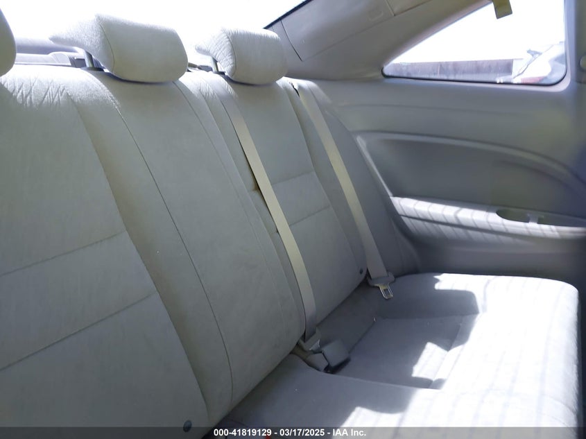 2008 HONDA CIVIC VIN: 2HGFG126X8H557665