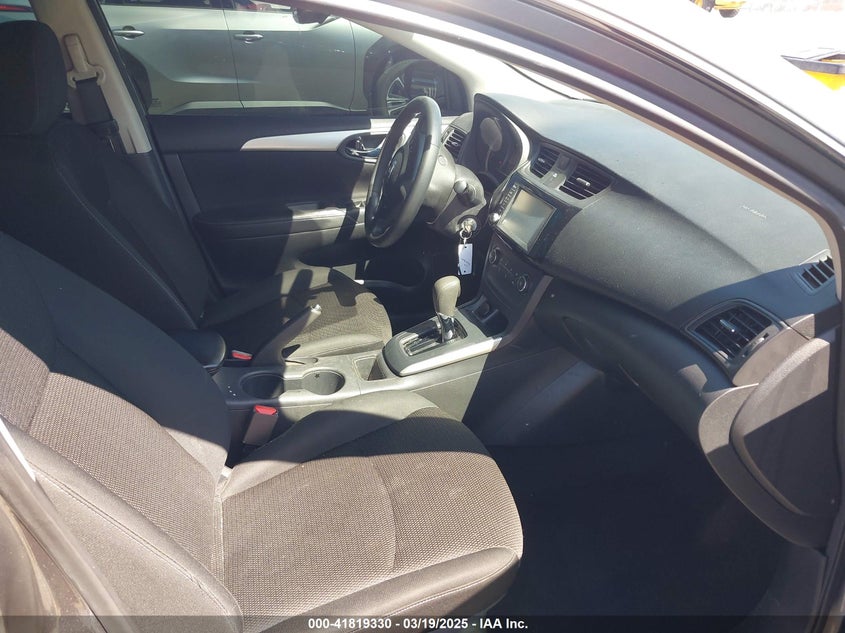 2019 NISSAN SENTRA VIN: 3N1AB7AP5KY228039