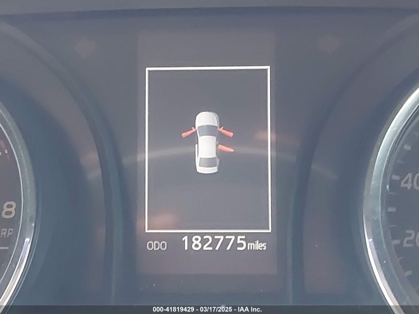 2019 TOYOTA CAMRY VIN: 4T1B11HK3KU705643