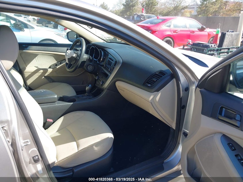 2012 KIA OPTIMA VIN: 5XXGM4A71CG034263