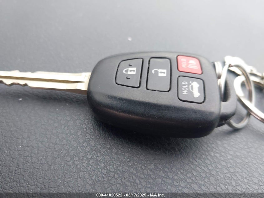 2015 TOYOTA COROLLA LE - 5YFBURHE0FP335498