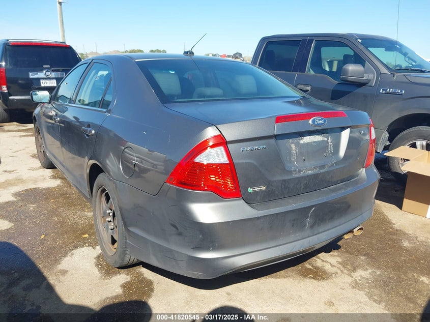 2011 FORD FUSION VIN: 3FAHP0HA8BR133433