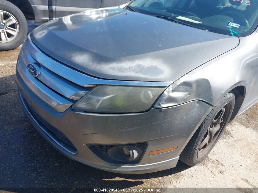 2011 FORD FUSION VIN: 3FAHP0HA8BR133433