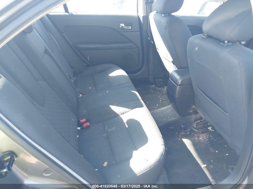 2011 FORD FUSION VIN: 3FAHP0HA8BR133433