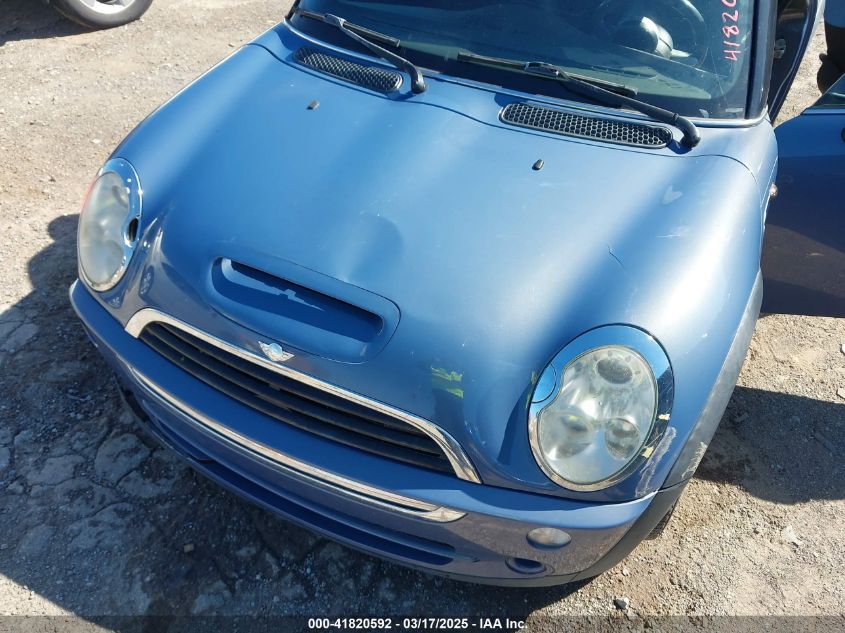 2006 Mini Cooper VIN: WMWRF33526TG15493 Lot: 41820592