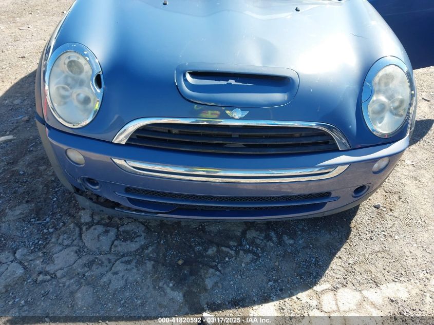 2006 Mini Cooper VIN: WMWRF33526TG15493 Lot: 41820592
