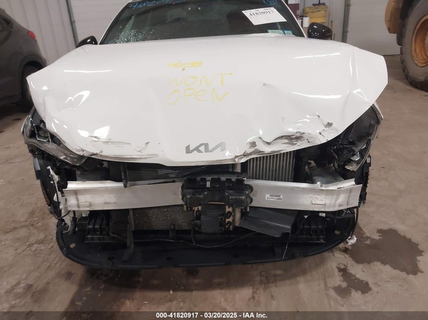 2024 KIA K5 VIN: 5XXG64J24RG251037