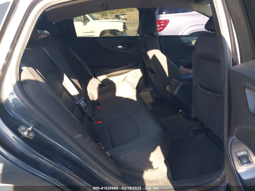 2019 CHEVROLET MALIBU VIN: 1G1ZG5ST7KF212278