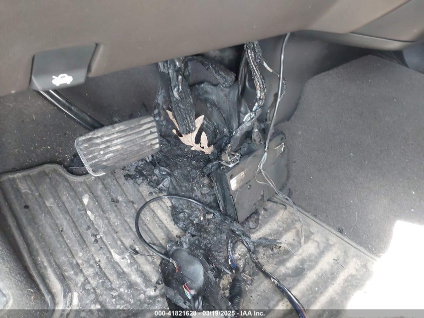 2019 CHEVROLET SILVERADO 1500 LT - 1GCPYDEKXKZ394243