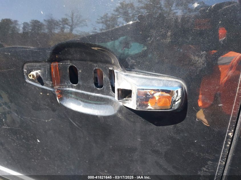 2013 GMC Yukon Xl 1500 Denali VIN: 1GKS2MEF0DR274604 Lot: 41821645