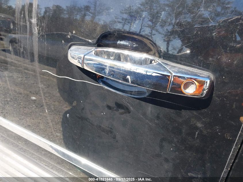 2013 GMC Yukon Xl 1500 Denali VIN: 1GKS2MEF0DR274604 Lot: 41821645