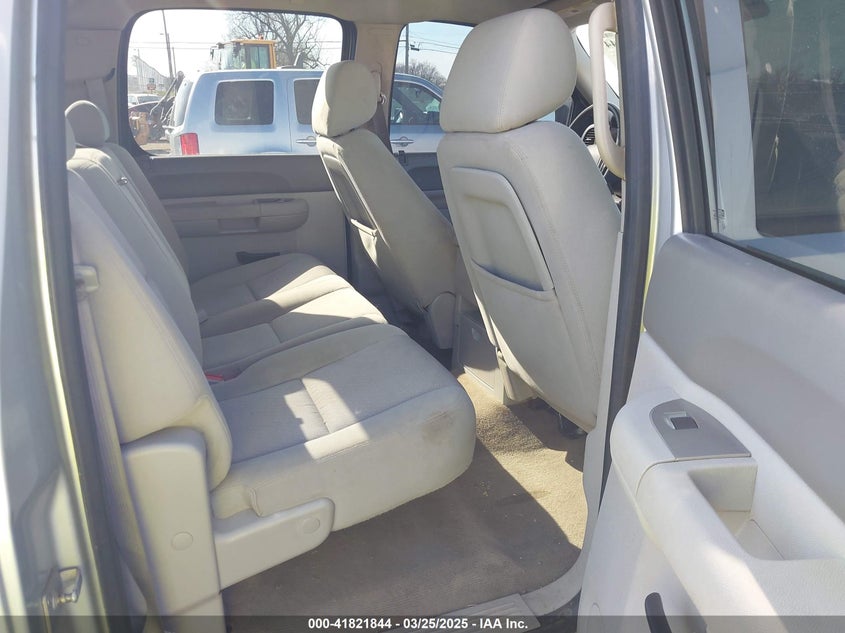 2013 CHEVROLET SILVERADO 1500 VIN: 3GCPKSE7XDG328277