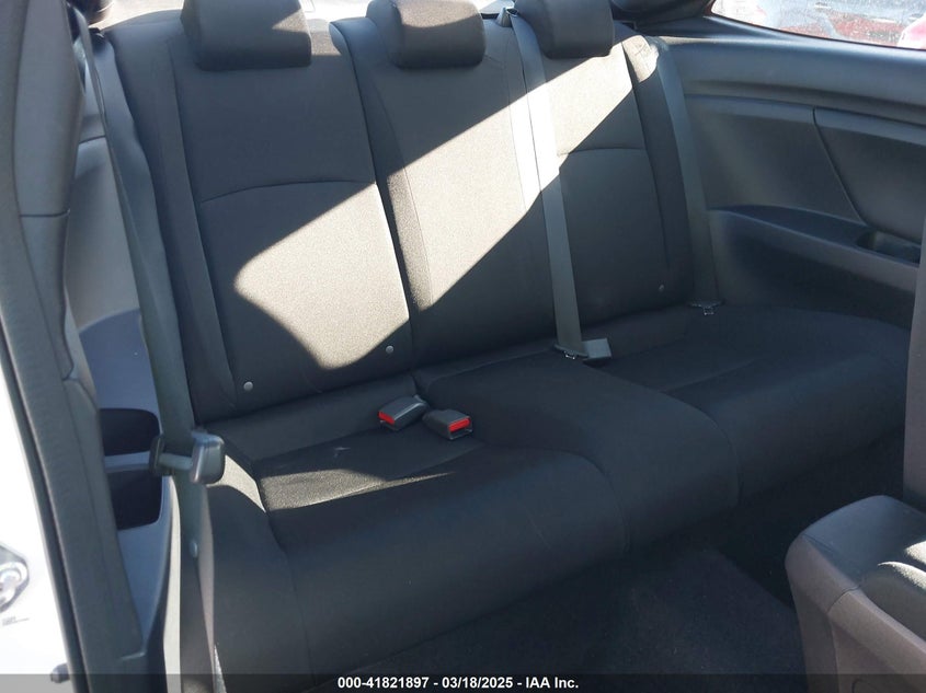 2018 HONDA CIVIC VIN: 2HGFC3A57JH754539