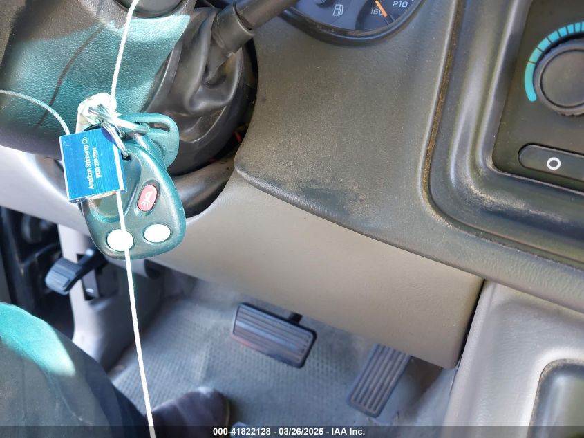 2004 Chevrolet Suburban 1500 Z71 VIN: 3GNFK16Z24G248825 Lot: 41822128