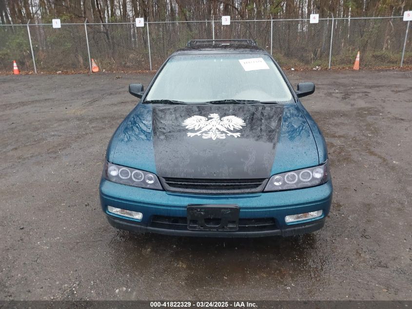 1994 Honda Accord Lx/Ex VIN: 1HGCE1826RA011488 Lot: 41822329