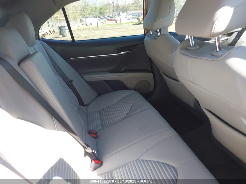 2021 TOYOTA CAMRY VIN: 4T1G11AK1MU405019