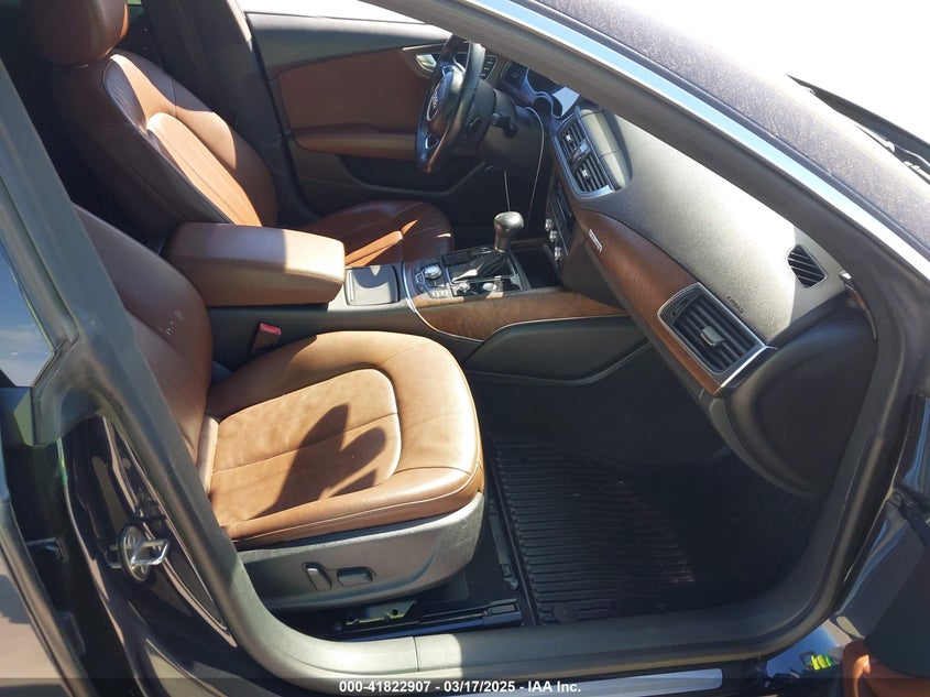 2014 AUDI A7 VIN: WAUWGAFC5EN064376