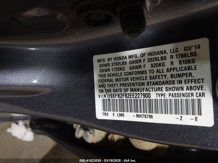 2014 HONDA CIVIC VIN: 19XFB2F82EE227900