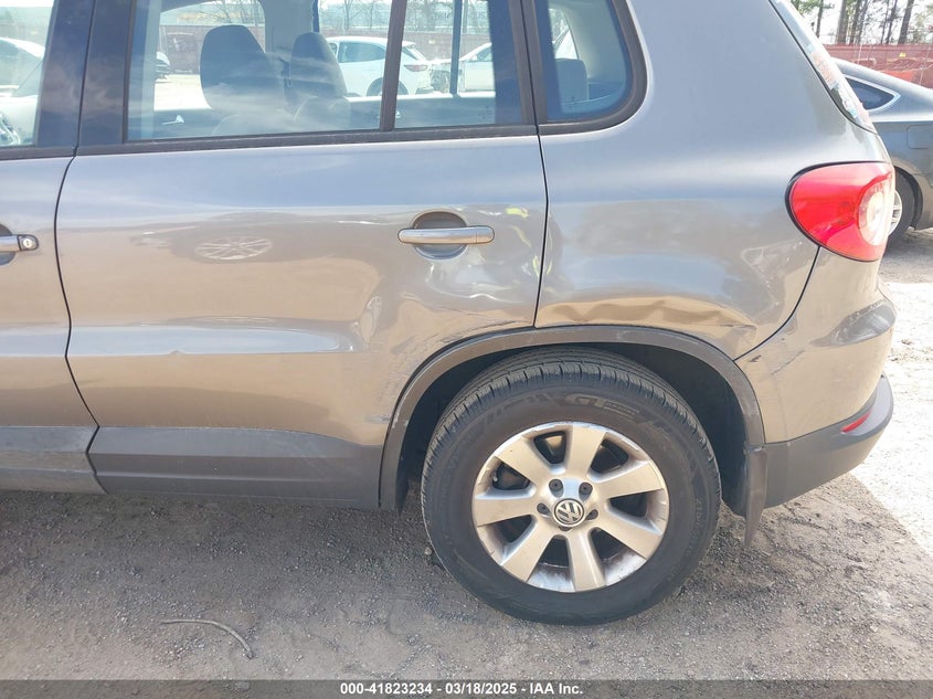 2009 Volkswagen Tiguan S VIN: WVGAV75N79W528613 Lot: 41823234