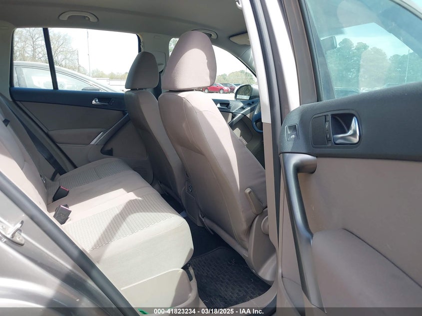 2009 Volkswagen Tiguan S VIN: WVGAV75N79W528613 Lot: 41823234