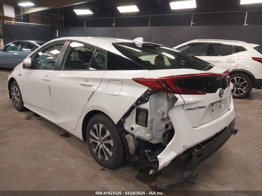 2022 TOYOTA PRIUS PRIME VIN: JTDKAMFP4N3204257