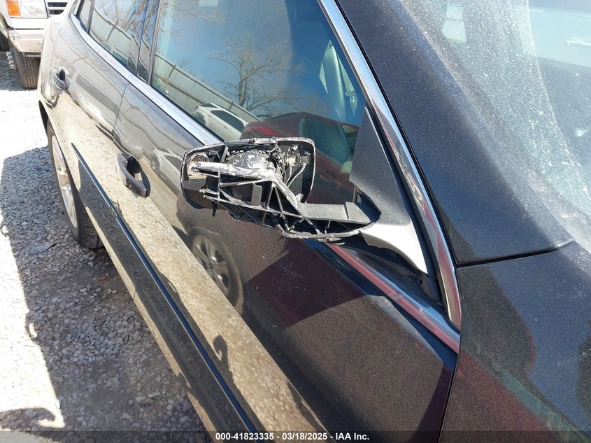 2014 CHEVROLET MALIBU VIN: 1G11C5SL0EF264560