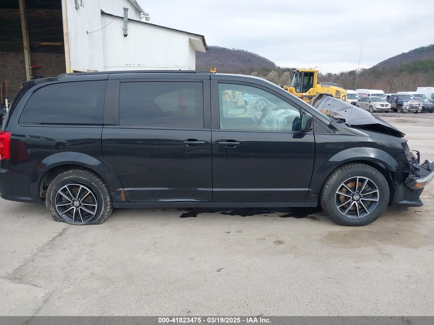 2019 DODGE GRAND CARAVAN SXT - 2C4RDGCG0KR547100