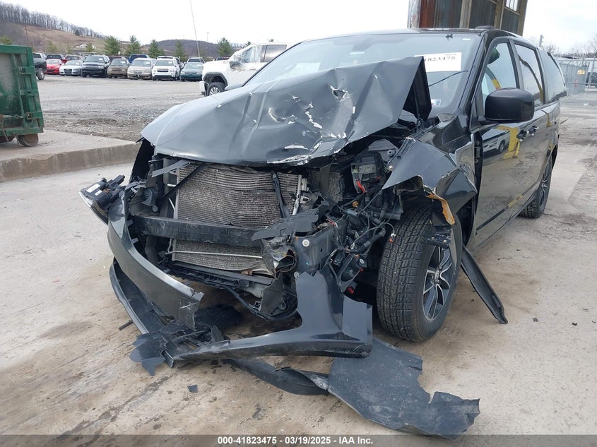 2019 DODGE GRAND CARAVAN SXT - 2C4RDGCG0KR547100