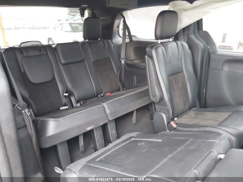 2019 DODGE GRAND CARAVAN SXT - 2C4RDGCG0KR547100