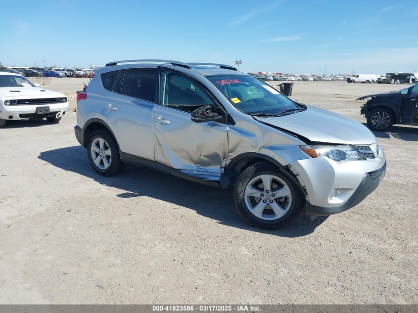 2013 TOYOTA RAV4 XLE - 2T3WFREV1DW046455