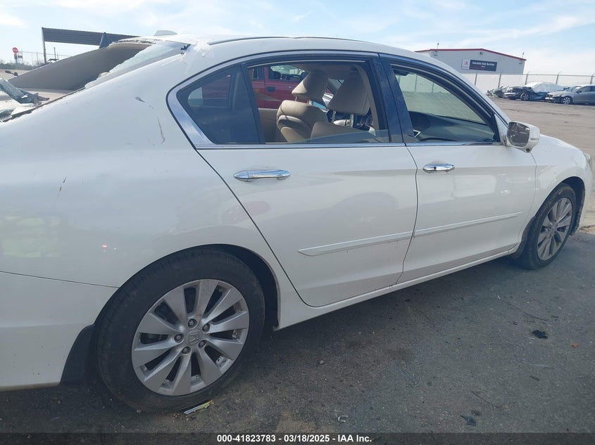 2014 HONDA ACCORD VIN: 1HGCR3F97EA001322