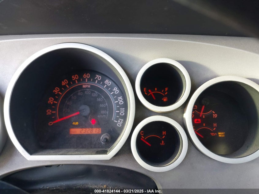 2008 Toyota Tundra Sr5 5.7L V8 VIN: 5TBDV54118S523337 Lot: 41824144